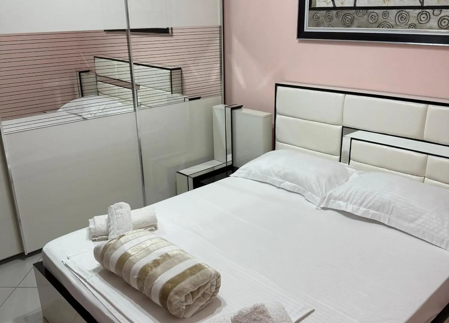 아파트 Amy'S Luxury Appartment Shkodër
